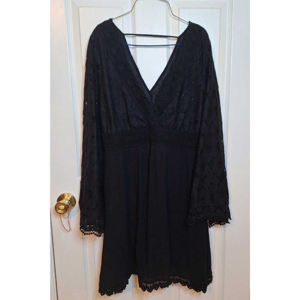 Soieblu Black Lace Long Sleeve Surplice Mini Dress Coquette Whimsygoth Size L